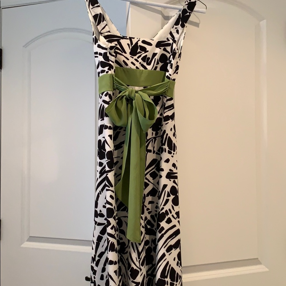 Ann Taylor Dress size 0 - Picture 2 of 4